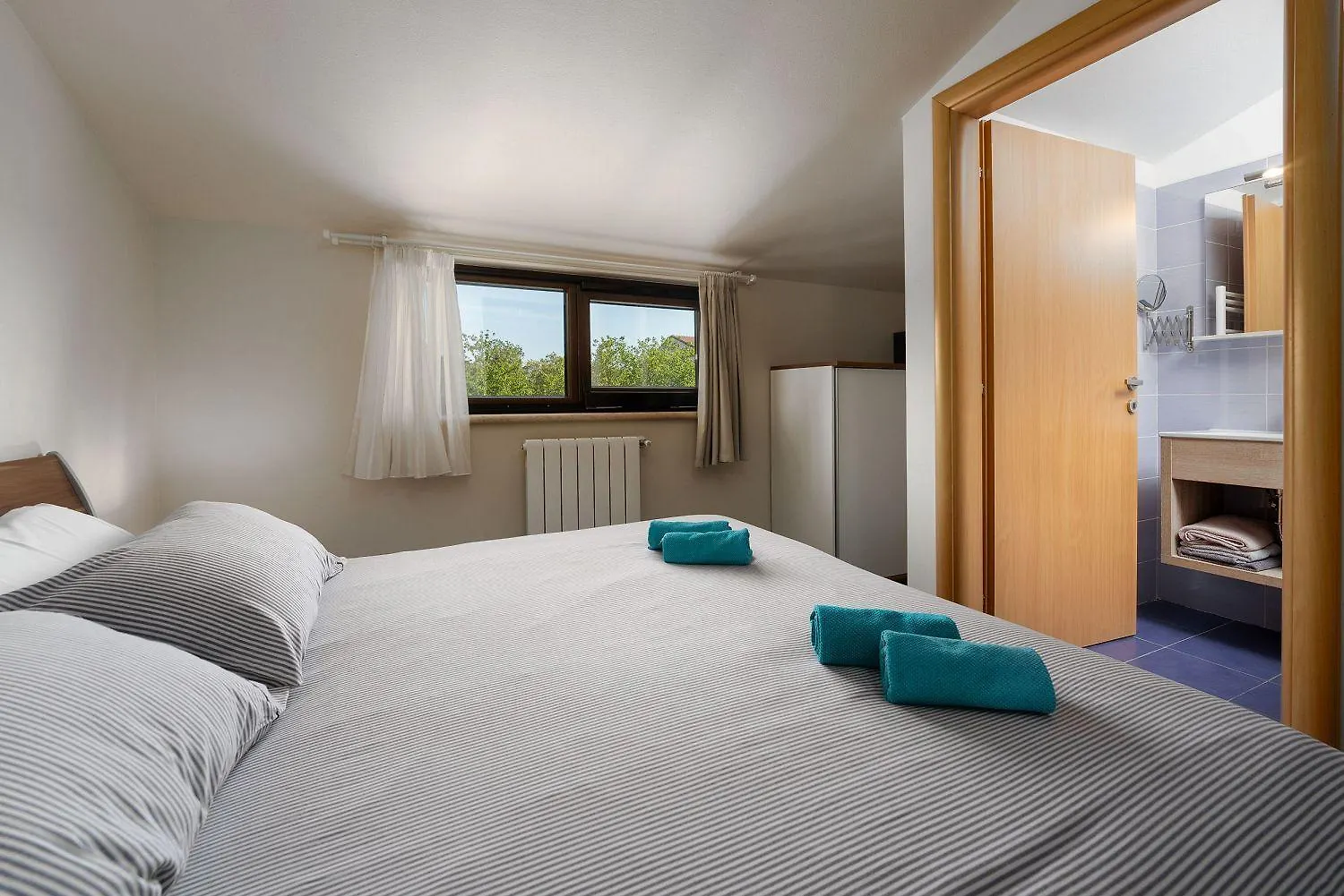 Traumhaftes Apartment Nur 100 Meter Zum Strand Mit Jacuzzi, Meerblick, Salzwasserpool Funtana